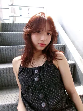 セミロング ハッシュカット🎀 レイヤーカットのヘアスタイル