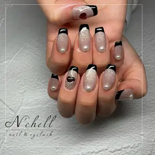 ネイル Nailist Aoiのネイルデザイン