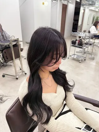 ロング WATARU/ 韓国風巻き髪のヘアスタイル