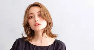 ミディアム カラー 大人女性の救世主🙌 鶴見/大勝拓真のヘアスタイル