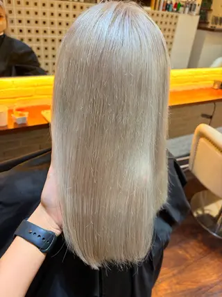 カラー CoCooN nanamiのヘアスタイル