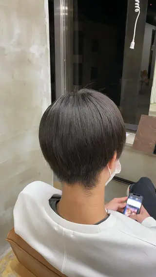 ショート 茜璃/ブリーチカラー /レイヤーカットのヘアスタイル