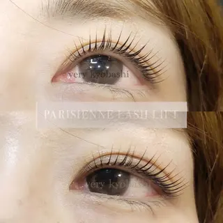 マツエク・マツパ Very (ベリー)所属・吉田 彩花の眉毛・アイブロウイメージ