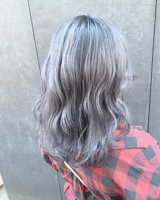 セミロング カラー SALOWIN 札幌大通り店所属・🏆ウルフ/レイヤー 指名No.1山口圭佑のヘアスタイル