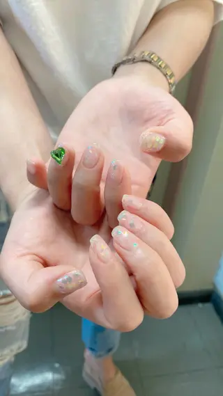 ネイル Nikoネイルサロン中野店所属・merci リカのネイルデザイン