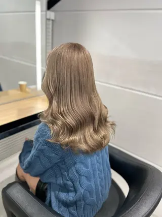 ロング カラー ヘアアレンジ トレンドモテカラー 🩷色落ちまで可愛くのヘアスタイル