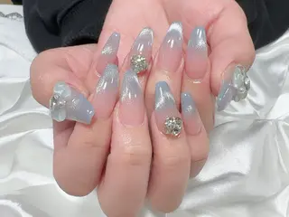 ネイル CC  NailSalon川崎店所属・C ✨Mのネイルデザイン