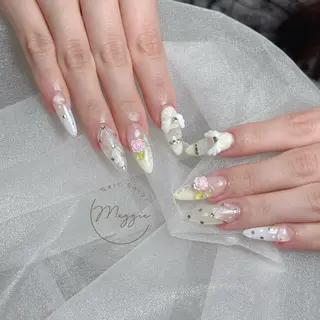 ネイル Maggie Nail🦩のネイルデザイン