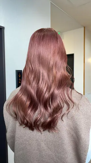 セミロング カラー ヘアアレンジ Hair & make Lamp所属・梅田のブリーチ特化 美容師KAI🥰のヘアスタイル