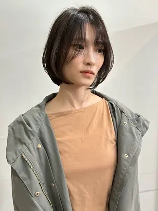 ショート カラー 切りっぱなしボブ/ デザインカラー店長のヘアスタイル