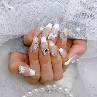 ネイル Lee Nailsのネイルデザイン
