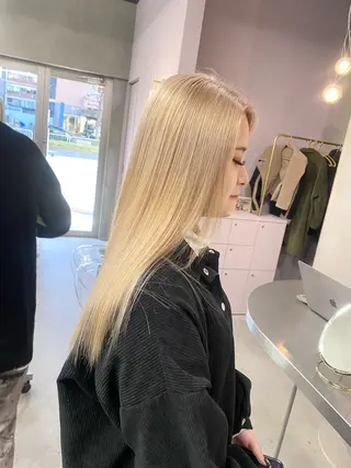 ロング カラー qulim所属・前橋 姫奈のヘアスタイル