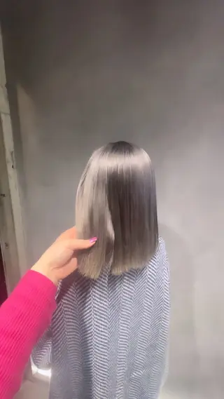 セミロング カラー 暖色/ハイトーン/ カラー/HBLのヘアスタイル