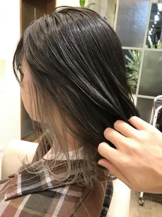 ミディアム カラー 入江 允のヘアスタイル