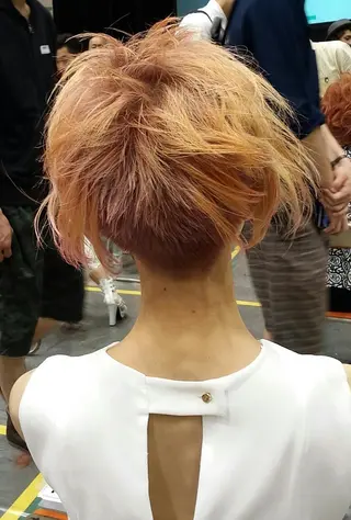 ショート カラー キノシタ ナオユキのヘアスタイル