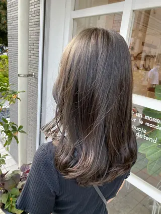 ミディアム カラー わかばやし ゆうこのヘアスタイル