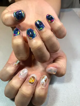 ネイル iiloo aromaworksのネイルデザイン