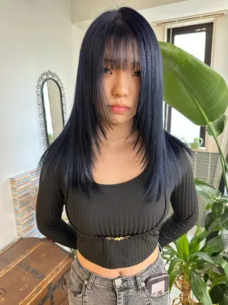 ロング ミルクティーベージュ outaのヘアスタイル