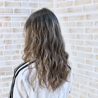 ロング カラー 🌈ぷる艶カラー🌈 髪質改善👑柳沼尚貴のヘアスタイル