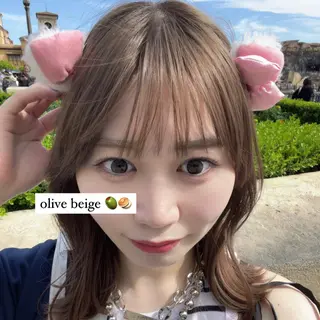 ミディアム カラー Henrietta  自由が丘所属・ベージュ/ブリーチ無 し/透明感/yukiのヘアスタイル