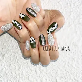 ネイル クレアトゥール華 都賀店所属・三橋 結菜のネイルデザイン