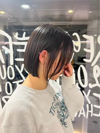 ショート 🌟デザインカラー 久保悠那のヘアスタイル
