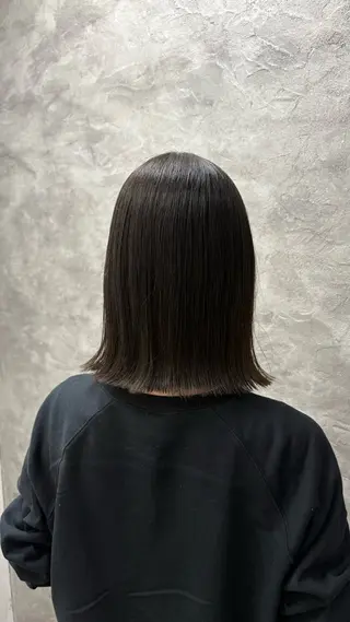 ミディアム ルプラボウ/ 内藤ほのか/艶カラーのヘアスタイル