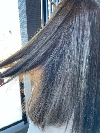 ミディアム カラー 岡屋 瞬のヘアスタイル