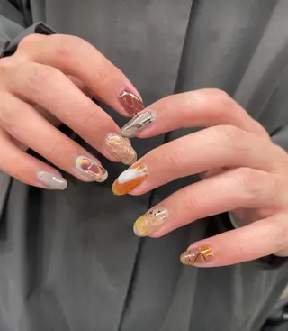 ネイル nailstudio eviz新宿店のネイルデザイン