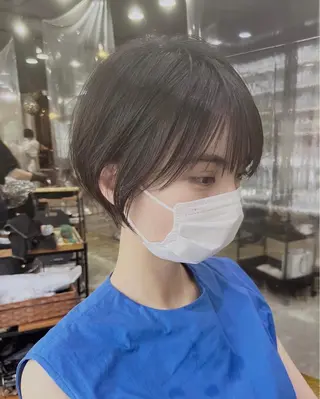 ショート カラー パーマ ヘアアレンジ キッズ ネイル マツエク・マツパ アイブロウ 髪質改善✨ハツメイ オグ✂️のヘアスタイル