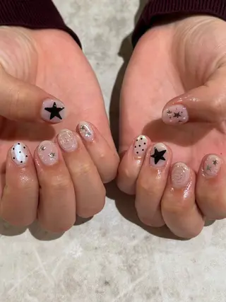 ネイル REINA .のネイルデザイン