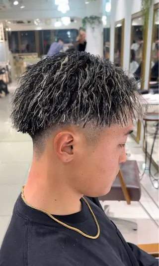 メンズ SALOWIN渋谷caldo店B1所属・岐津公太 メンズ縮毛矯正のプロのヘアスタイル