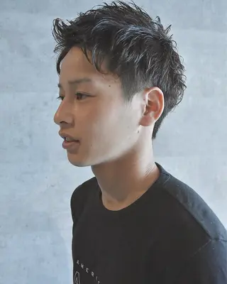 ショート パーマ メンズ hair salon Glanzのヘアスタイル