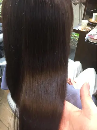 ロング カラー U-AMBOISE ユーアンボワーズのヘアスタイル