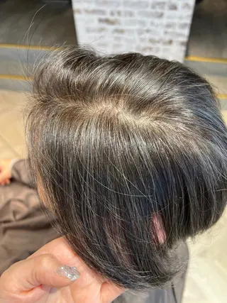 カラー メンズ 脱白髪染め髪質改善 大塚綾のヘアスタイル