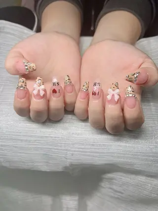 ネイル Lee Nailsのネイルデザイン