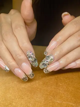 ネイル ECLAT エクラ所属・寺山 千鶴のネイルデザイン