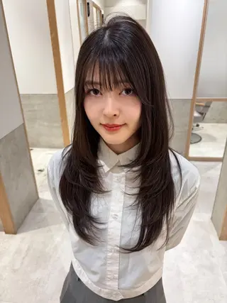 ロング カラー パーマ ヘアアレンジ GO TODAY SHAiRE SALON所属・中顔面短縮カット🪽 レイヤー🫧コウヘイのヘアスタイル