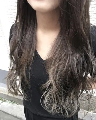 ロング カラー OFF YUYAのヘアスタイル