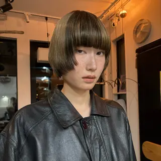 ショート sity.　天神　大名所属・ブリーチなしカラー 暖色カラーのヘアスタイル