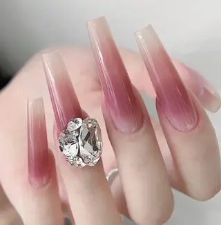 ネイル ✨Nailsalon Vi+✨のネイルデザイン