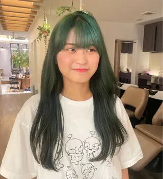 ロング カラー パーマ 森山 陽菜のヘアスタイル