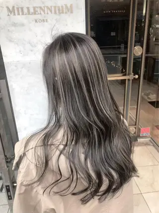 セミロング _WHITE 静岡店のヘアスタイル