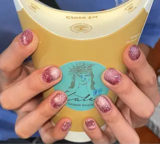 ネイル Kalen_ Ami北谷町北前のネイルデザイン