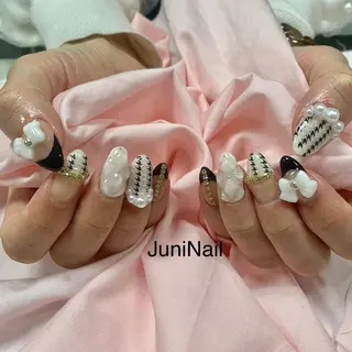 ネイル JuniNail 주니네일🇰🇷suのネイルデザイン