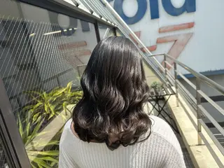 セミロング Michel by chainon ミッシェルバイシェノン所属・美髪職人/傷ませない カラー/橋本拓弥のヘアスタイル