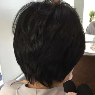ショート カラー DESART所属・佐々木 緑のヘアスタイル