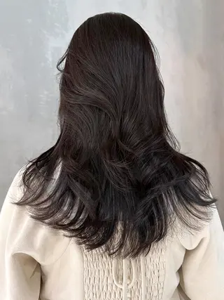 セミロング カラー ITbyALBUM 藤沢店のヘアスタイル