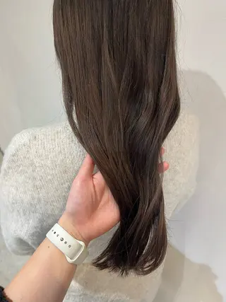 ロング カラー 鈴木 美紅のヘアスタイル