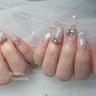 ネイル Nailroom. Cinderellaのネイルデザイン
